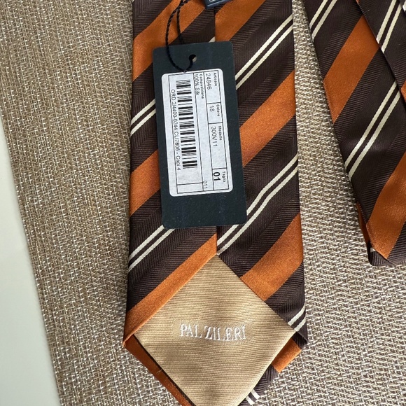 Pal Zileri 100% Silk Tie – Made in Italy - Picture 3 of 5